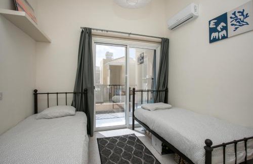Peyia Town Apartment | The Marilouize Apartment