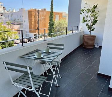Historical Center Apartment | Urban Oasis Retreat