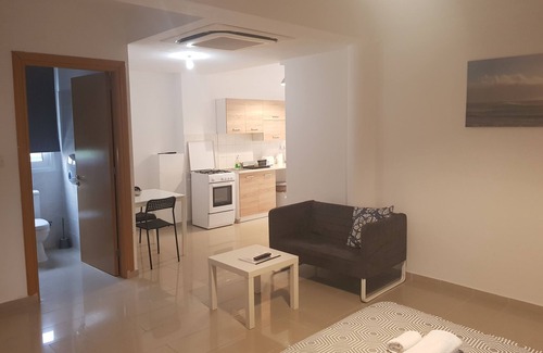 Paphos Apartment | Valentinos Apartments