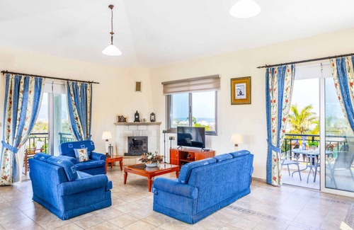 Latsi Villa | Villa ∙ 3 bedrooms ∙ 6 guests