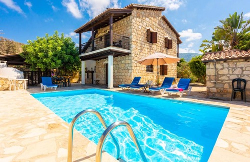 Pomos Villa | Villa ∙ 3 bedrooms ∙ 7 guests