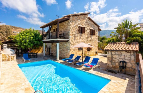Pomos Villa | Villa ∙ 3 bedrooms ∙ 7 guests