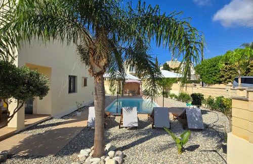 Kouklia House | Villa Carissa
