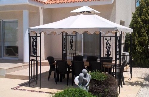 Peyia Town Villa | Villa Foster - 4 Bedroom Holiday Villa in Peyia with Open Views to the Sea