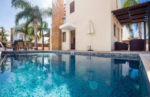 Ayia Thekla Villa | Villa Ioanna