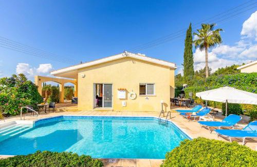 Pegeia Villa | Villa Kampos