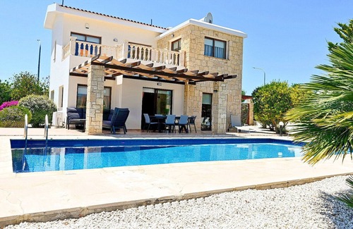 Pegeia Villa | Villa Olivia