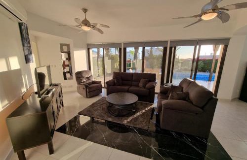 Kouklia Villa | Villa Phoenix in Secret Valley