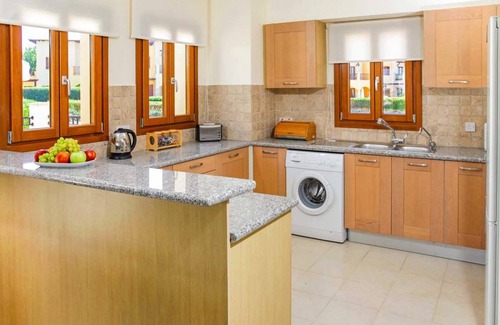Kouklia Apartment | Zephyros Village LZ12