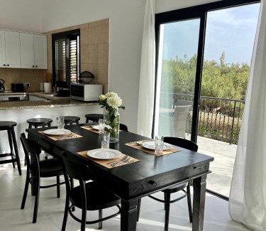 Pissouri House | Zeus Holiday Home