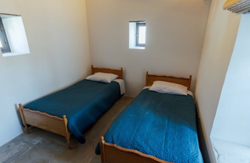 Politiko Bed & Breakfast | Μακρυνάριnpet Friendly n