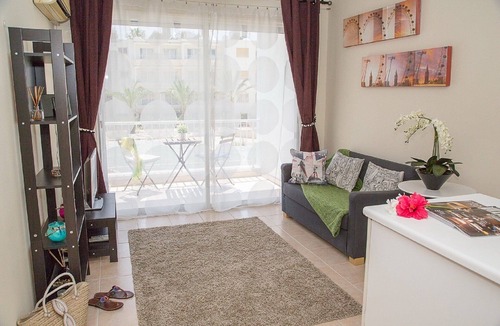 Paphos Apartment | 1 bedroom Apartment with Pool Views, located in heart of Tomb of the Kings Road