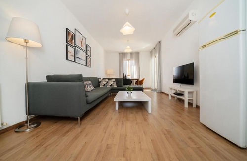 City Centre Apartment | 1 bedroom flat in city center