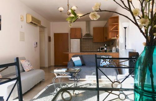 Neapolis Apartment | 1 bedroom flat, prime location near sea, sleeps 4
