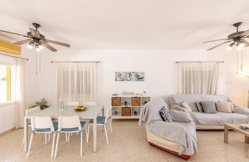 Ayia Thekla Villa | 100 m² Villa ∙ 3 bedrooms ∙ 6 guests