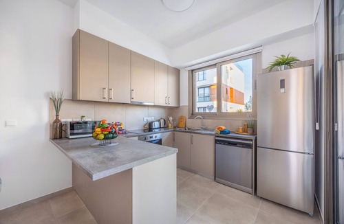 Agios Athanasios Apartment | 102 Mulberry Court- Bright with Large Terrace