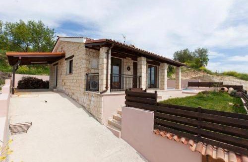 Stroumpi Villa | 110 m² Villa ∙ 2 bedrooms ∙ 6 guests