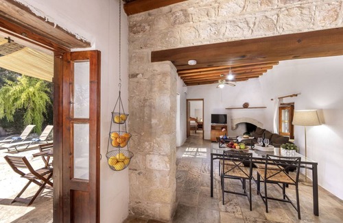 Droushia Villa | 115 m² Villa ∙ 3 bedrooms ∙ 6 guests