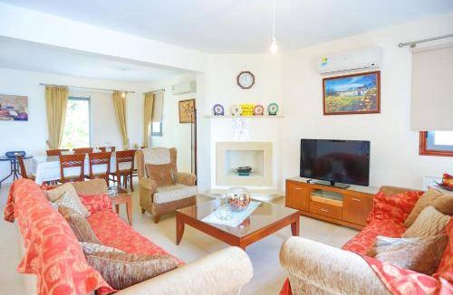 Lara Villa | 115 m² Villa ∙ 3 bedrooms ∙ 6 guests