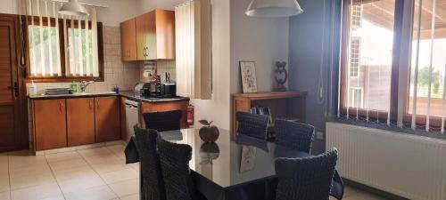 Koloni Villa | 120 m² Villa ∙ 3 bedrooms ∙ 4 guests