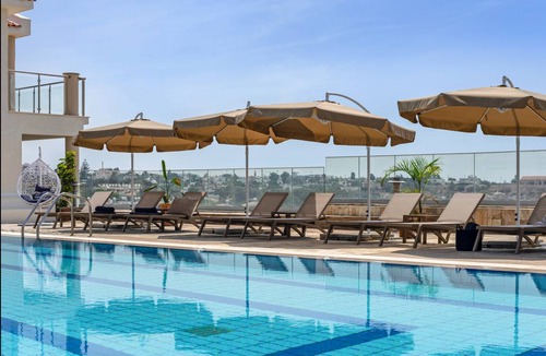 Chlorakas Apartment | 125 m² Apartment ∙ 4 bedrooms ∙ 8 guests