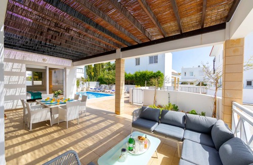 Cape Greko Villa | 130 m² Villa ∙ 3 bedrooms ∙ 7 guests