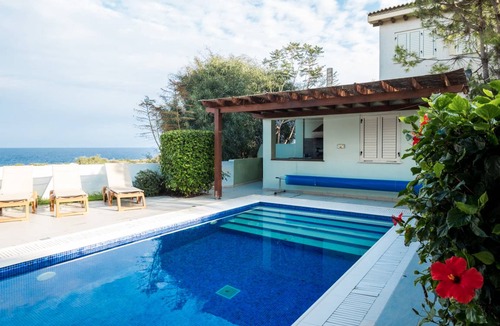 Cape Greko Villa | 130 m² Villa ∙ 4 bedrooms ∙ 9 guests