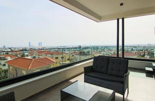 Agios Athanasios Apartment | 140 m² Apartment ∙ 4 bedrooms ∙ 6 guests