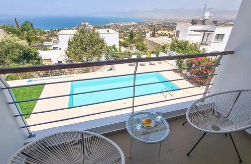 Miliou House | 140 m² House ∙ 3 bedrooms ∙ 6 guests