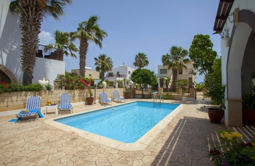 Pernera Villa | 140 m² Villa ∙ 3 bedrooms ∙ 7 guests