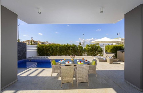 Pernera Villa | 142 m² Villa ∙ 3 bedrooms ∙ 6 guests