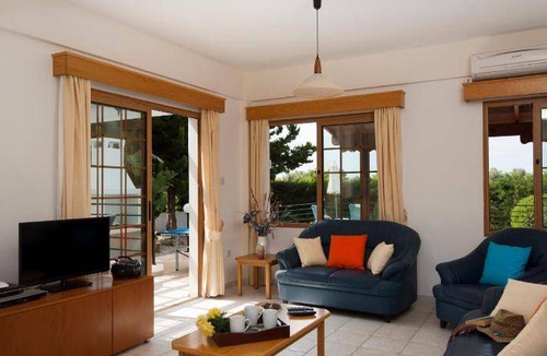 Pegeia Resort | 150 m² Resort ∙ 3 bedrooms ∙ 8 guests