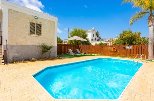 Latchi Villa | 150 m² Villa ∙ 3 bedrooms ∙ 7 guests