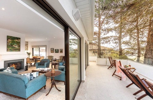 Platres Villa | 150 m² Villa ∙ 3 bedrooms ∙ 6 guests