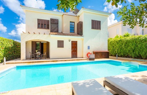 Latchi Villa | 175 m² Villa ∙ 3 bedrooms ∙ 6 guests