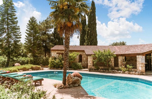 Polis House | 180 m² House ∙ 3 bedrooms ∙ 6 guests