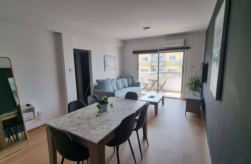 Larnaca Apartment | 2 Apts! 12 guests! Beach View w/150Mbit + Netflix