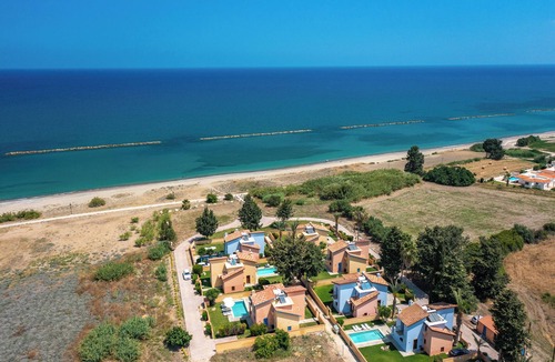 Polis Villa | 2 bdr Villa With Private Pool, on the Beach
