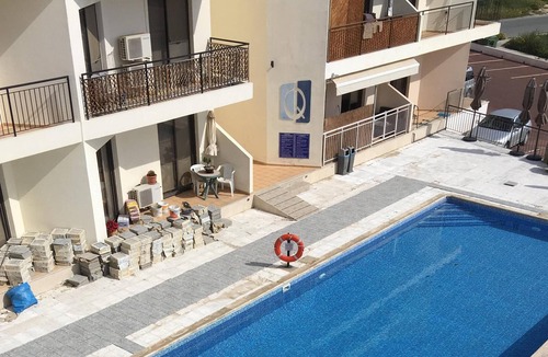 Oroklini Apartment | 2-bed 2-bath luxury apartment with Shared Pool, A/C, Wifi