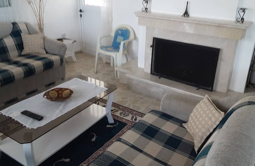 Karsiyaka Apartment | 2 bed apartment with great views