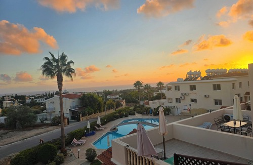 Peyia Town House | 2 Bed Townhouse in Peyia Paradise