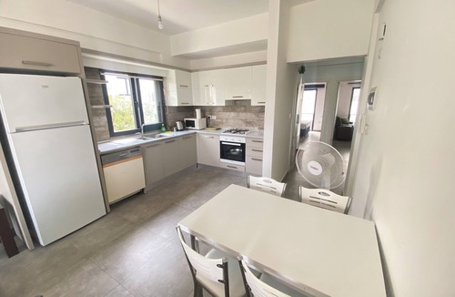 North Nicosia Apartment | 2 Bedr & 4 Beds & open plan Kitch & 1 Bathr & Close all amenities & AC all rooms