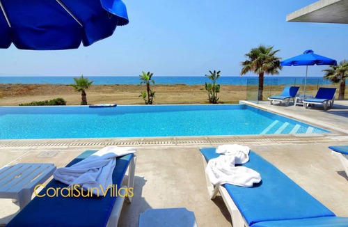 Argaka Villa | 200 m² Villa ∙ 4 bedrooms ∙ 10 guests