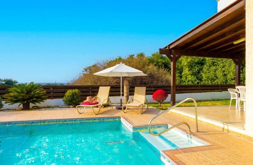 Ayia Marina Chrysochous Villa | 200 m² Villa ∙ 4 bedrooms ∙ 9 guests