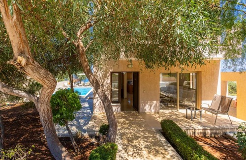Droushia Villa | 200 m² Villa ∙ 4 bedrooms ∙ 8 guests