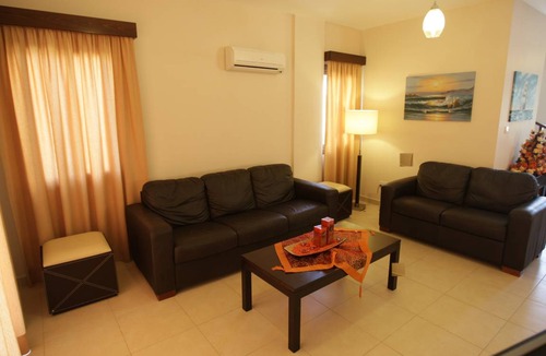Pissouri Villa | 200 m² Villa ∙ 3 bedrooms ∙ 6 guests