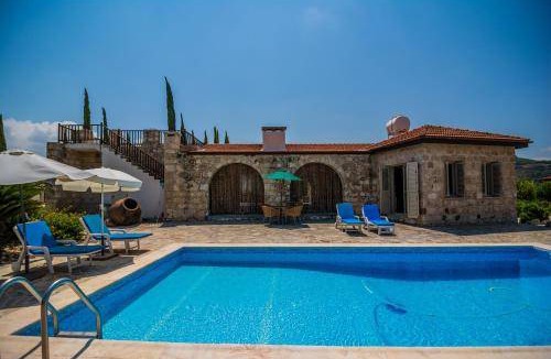 Simou Villa | 200 m² Villa ∙ 3 bedrooms ∙ 6 guests