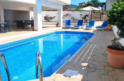 Pomos Villa | 200 m² Villa ∙ 5 bedrooms ∙ 12 guests