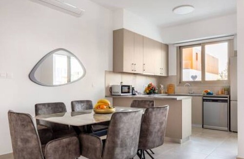 Agios Athanasios Apartment | 202 Mulberry Court- Elegant with Large Terrace