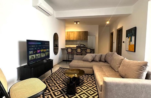Lakatamia Apartment | 204 Lux Suites Level2 Tower 206